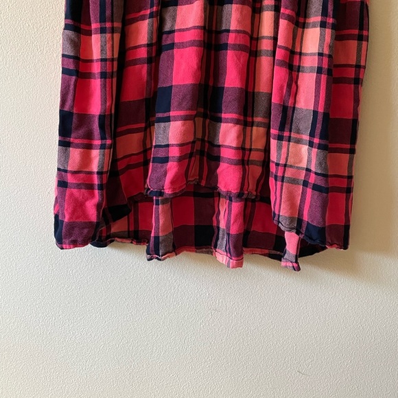 Spring/summer dress with shades of pink and black flannel print. Size Large - Picture 5 of 7